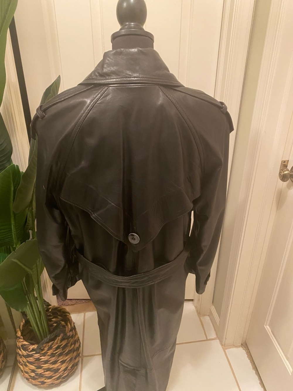 Classic Black Leather Trench Coat - Women - Picture 5 of 10